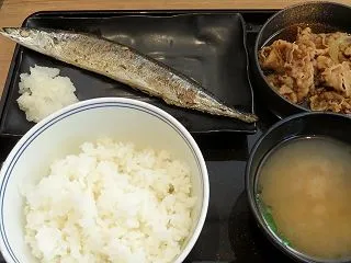 銀座 吉野屋 東銀座店 牛さんま定食