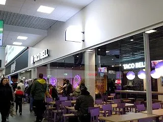 新しくオープンしたTaco Bellへ
