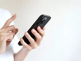 看護師が患者や病院の裏側の動画をSNSに…