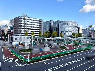 『新潟駅万代広場』の『一般車降車場』の供…