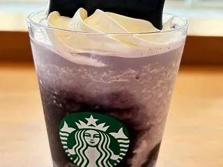 スタバ「ブラックベリーヨーグルフラペチー…