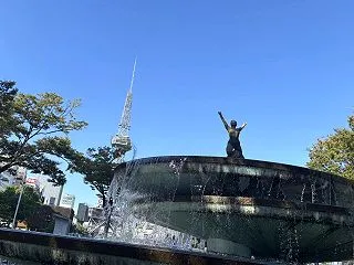 名駅と栄