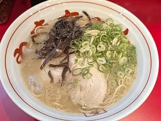 長浜屋台やまちゃん（ラーメン/上野）すっ…