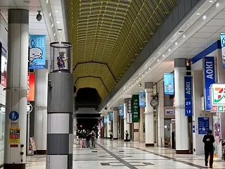 夜の仙台、アーケードを歩く・みちよさ続き
