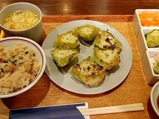 優勝セールと餃子