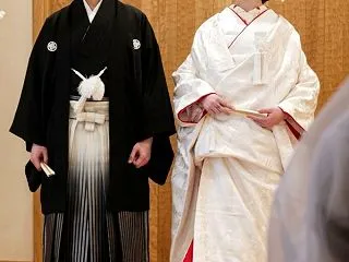 結婚式を挙げました