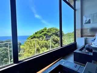 【万次郎足湯】無料で絶景！白山洞門を望む…