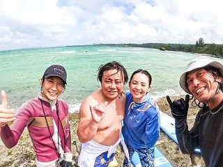 沖縄の海、海藻まみれ事件。