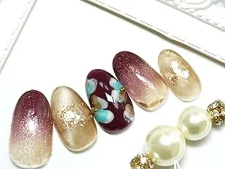 赤とピンクのハートネイル♡