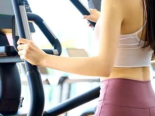 更年期以降のダイエットって、骨盤ベルトを…