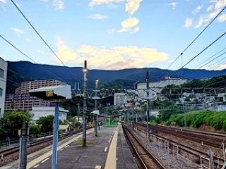 艶歌十八番！浪花美人の人待ち湊