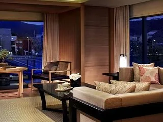 The Ritz-Carlton Kyo…