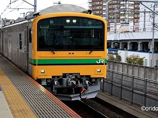 珍車？GV-E197系が来た