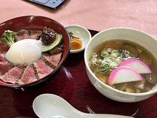 あか牛！丼にして食べろ！『あか牛丼専門店…