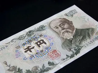 【公明】１人８万円給付案、消費税減税の代…