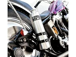 ツーリング時に必要なガソリン補助タンクや…