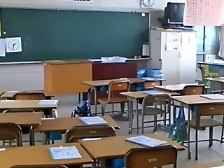 「のっぺらぼうの学校、責任を取らない企業…