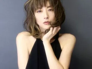 【画像】全裸の高岡早紀さん、これで断れる…