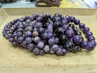チャロアイトブレスにバングルタイプ💎ホイ…