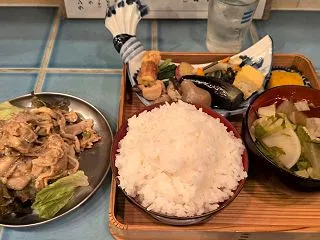 ブルー「お肉ランチ」