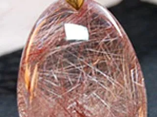 紅針水晶（レッドルチルクオーツ）のペンダ…