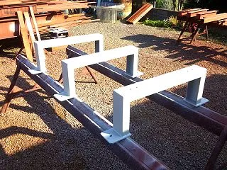 〔大森商機〕ベルトコンベアーの受台（３）…