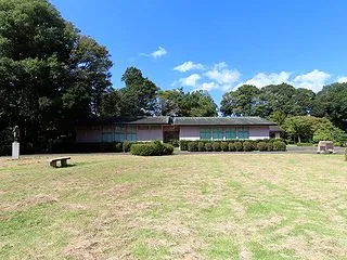 山崎猛作「たくましく」