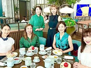 マナーが私たちを憧れの世界へ連れていって…