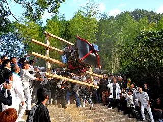 神輿落とし