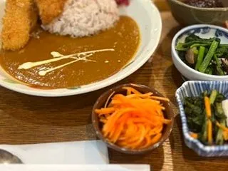 栗きんとんもいいけど、私は栗粉もち♪ 中…