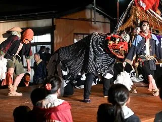 獅子が牛に成る・書道をする！長野県須坂市…