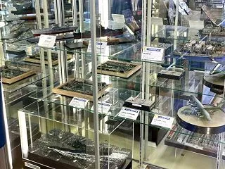 【作品常設展示のお知らせ】 ピットロード…