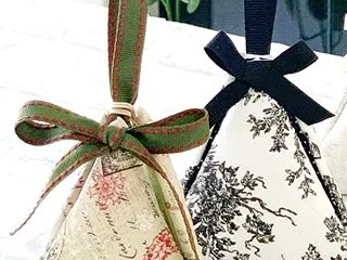 ちいさな三角にクリスマスのときめきを♪