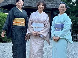 「身体を感じながら着物を着る会」
