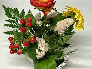 妻が花をいけました：10月