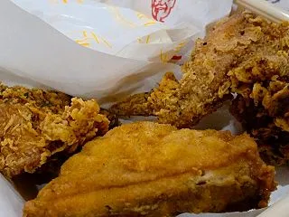 ケンタッキーの期間限定「にんにく醬油チキ…