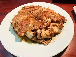 あさぎり町の焼肉店赤れんが｜レトロなお店…