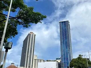 【ホノルル最新情報】カピオラニ通り付近で…