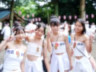 【画像】お祭りJK「裸祭り？サラシ巻いと…