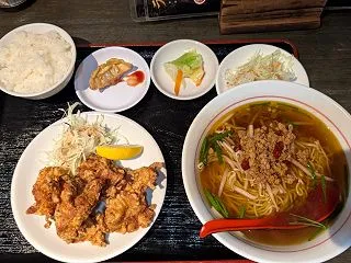唐揚げパワーで原稿を進める
