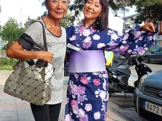 娘が浴衣着るの手伝いに行ってきました