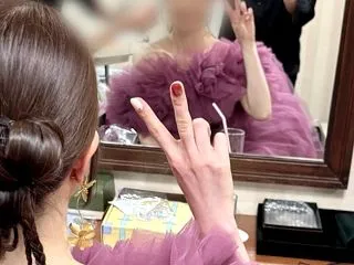 背中ニキビが気になる新婦さまにどのように…