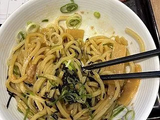 吉野家 渋谷宮益坂店で「牛丼・油そばセッ…