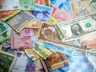 変動金利と固定金利の違いとは｜「2つの金…