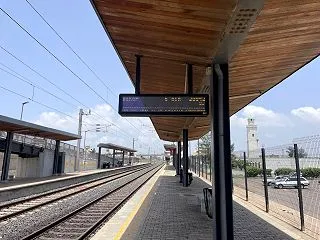 セネガル滞在ガイド【電車・バス・タクシー…