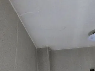 ドレン下の雨漏りの現調。