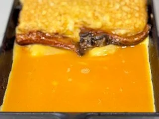 山体崩壊 ならぬ 卵体崩壊