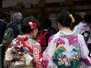 敬老の日とは？意味や由来、過ごし方を知っ…