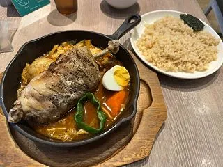 カレー食堂 心 ギャートルズもビックリ！…