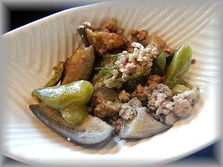 茄子とピーマンの肉味噌炒め
